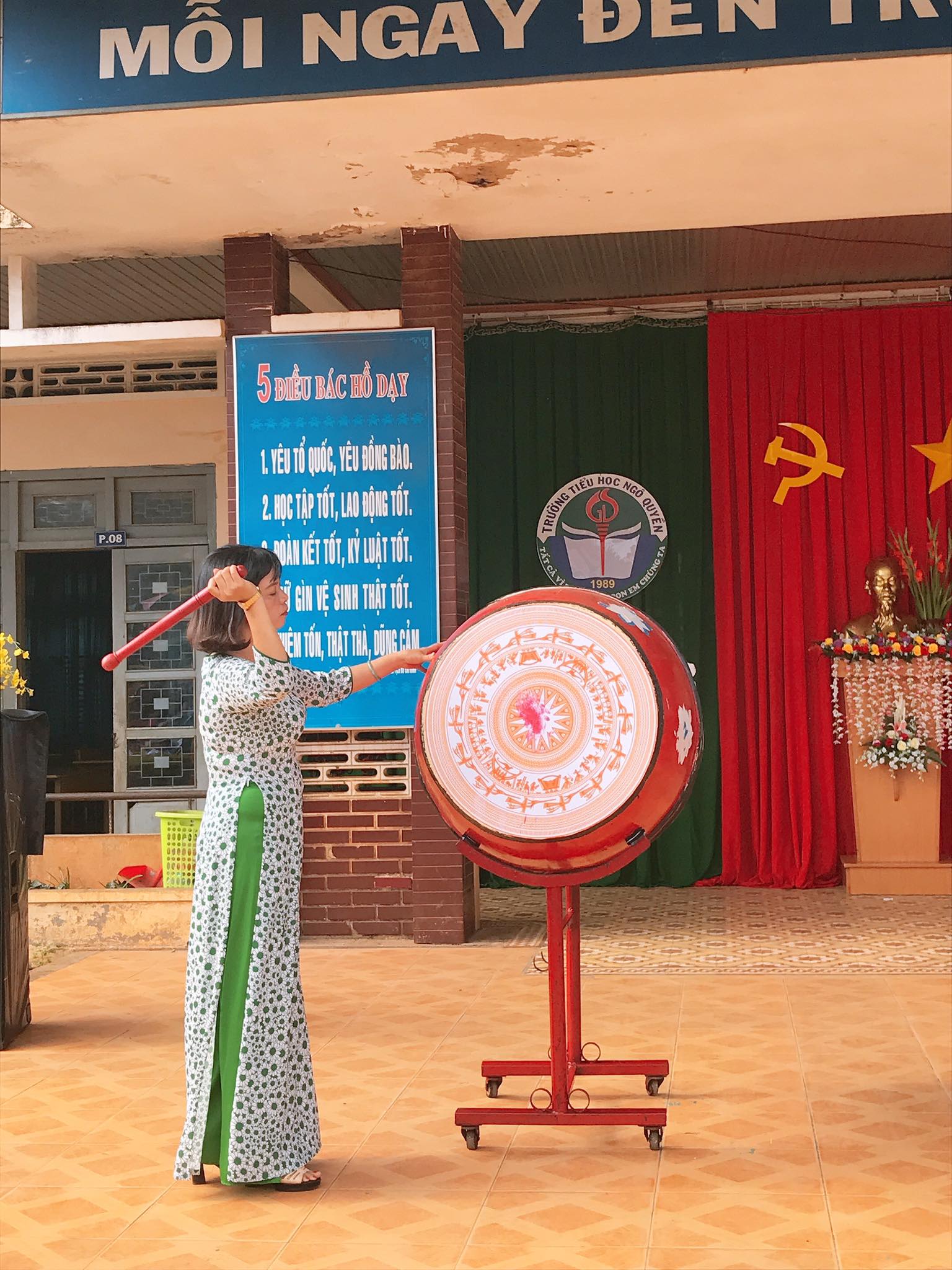 Lễ khai giảng năm học 2020-2021 (05/09/2020) Lễ khai giảng năm học 2020-2021 (05/09/2020)